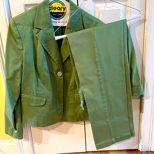 Green Cotton Women’s Pant Suit